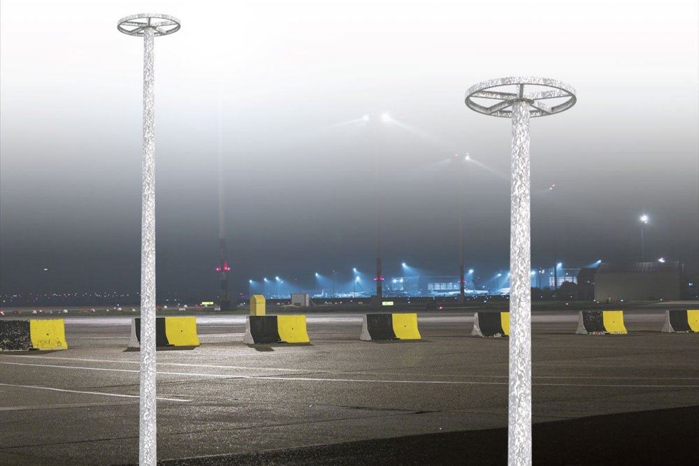 Octagonal 18 m mast with 2.2 m fixed crown and rungs